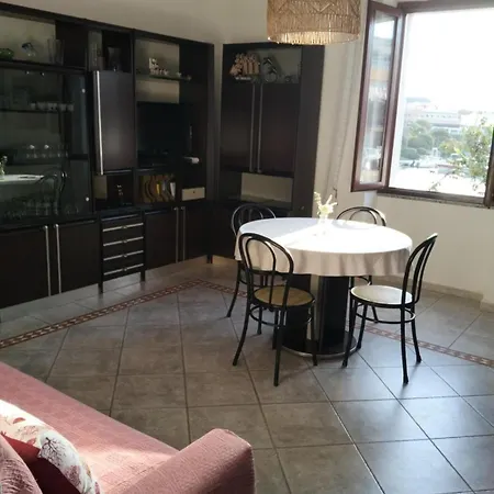 公寓 La Casa Dei Bagnanti -porto Vecchio 斯廷蒂诺