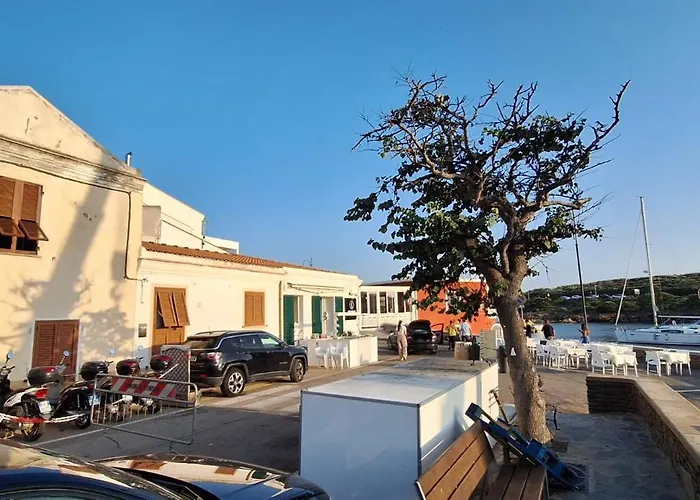 Casa Dei Bagnanti Sul Porto Vecchio Стинтино